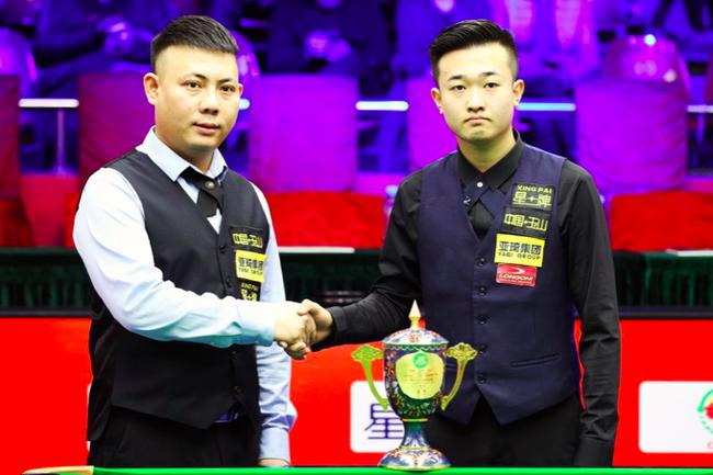 虽然冒险 虽然冒险