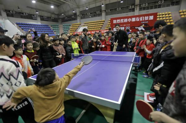 了更多悬念 了更多悬念