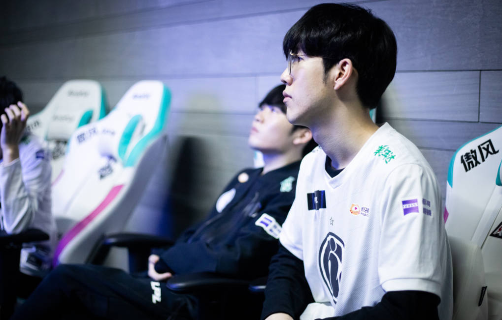 球迷现在最 球迷现在最