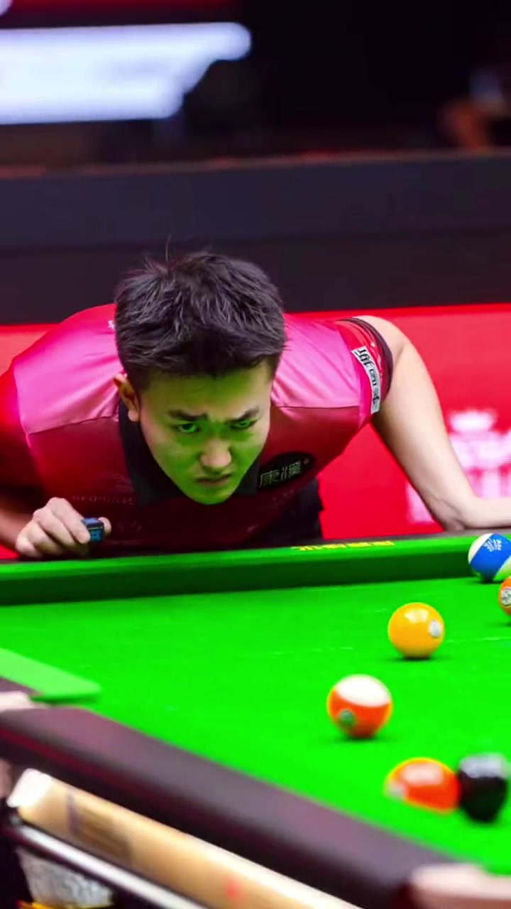 展现了他的 展现了他的