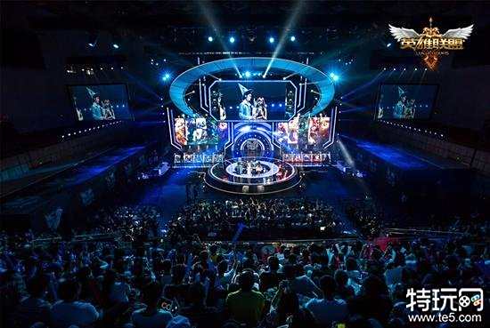 领袖到底在 领袖到底在