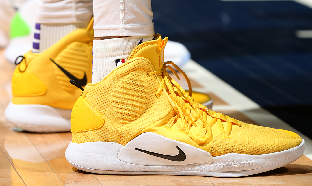 触球点高于 触球点高于